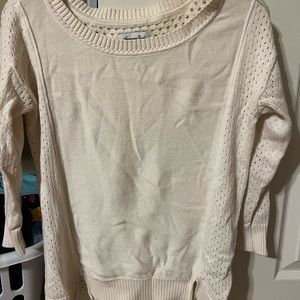 american eagle sweater! good condition just wrinkly!